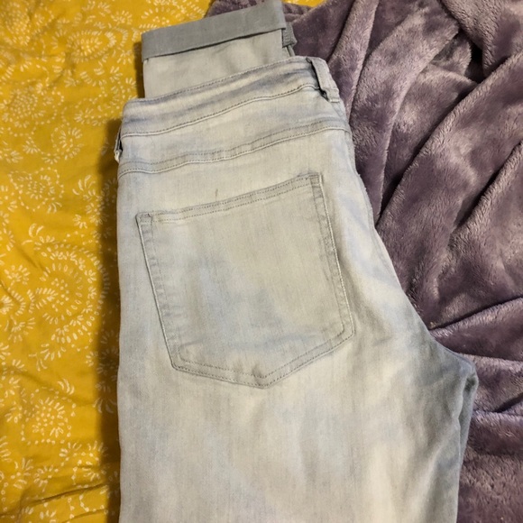 Men’s Ripped Jeans - Picture 4 of 5